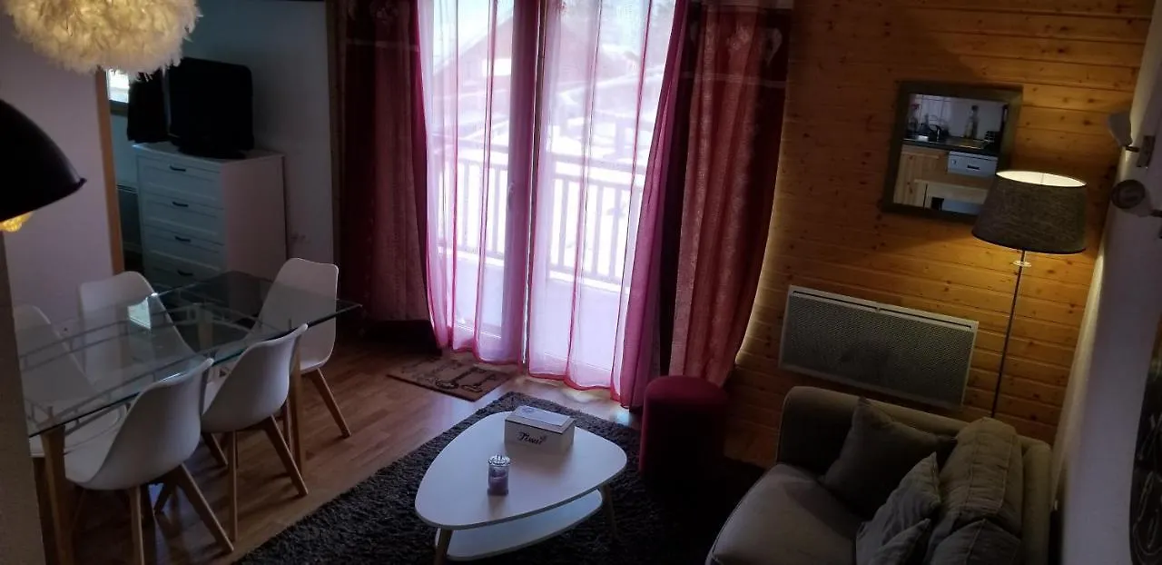 Au Centre de la station de ski de Valfréjus - appartement 4-6 personnes Valfrejus